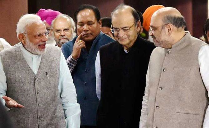 modi मोदी के इस मंत्री को मिली बड़ी राहत, भाजपा नेता ने ही दी थी मंत्री के खिलाफ अर्जी