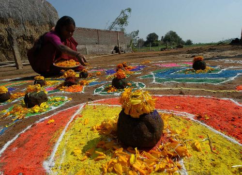 makar sankranti, makar sankranti marathi wallpaper मकर संक्रान्ति इन लोगों के लिए रहेगी भाग्यशाली, आपको भी मिलेगी ये गुड़ न्यूज