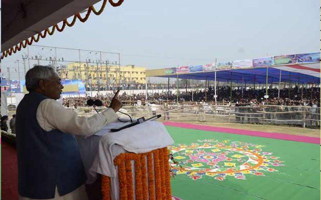 cm nitish kumar nischay yatra नीतीश सरकार पर लगा बहुसंख्यक समाज का उत्पीड़न करने का आरोप