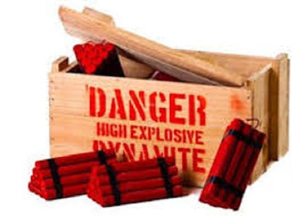 explosive BREAKING: यूपी चुनाव के पहले जौनपुर से 450 किलो विस्फोटक बरामद