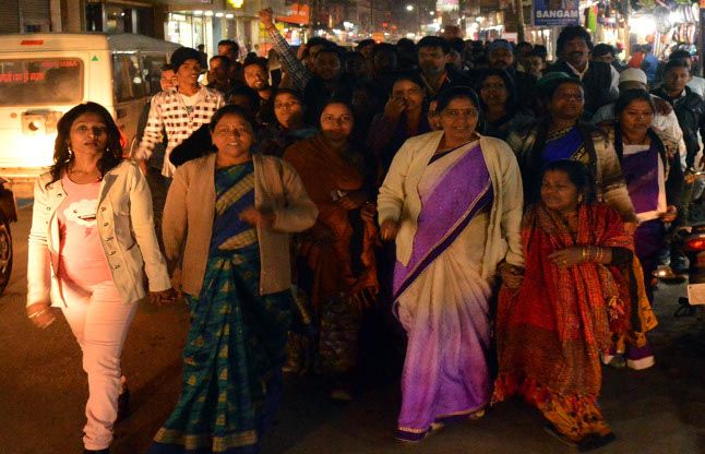 35 squares of the city against drugs and 92 pancha नशे के खिलाफ शहर के 35 चौराहों और 92 पंचायतों के 160 गांवों में जले दीपक