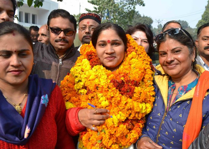 Suman Upadhyay निर्दलीय प्रत्याशी सुमन उपाध्याय ने कराया नामांकन