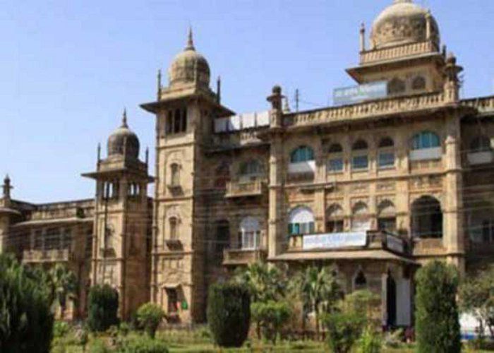 JAH Gwalior डॉक्टर्स
ने ऑपरेशन से किया मना?, ये
रहे कारण