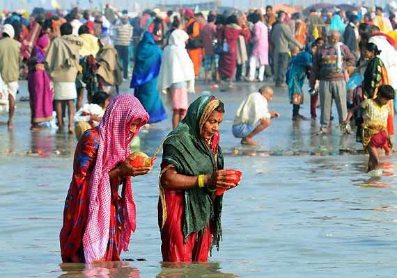 Makar Sankranti 2017 मकर संक्रांति 2017: इस दुर्लभ योग में करें स्नान-दान, होगा विशेष लाभ