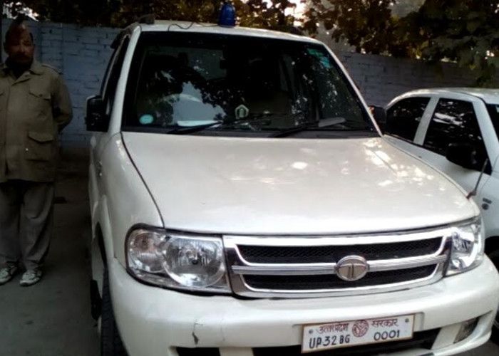 Unnao Police 300 करोड रूपए का घोटाला कर भागने वाली कंपनी का एजेंट चढ़ा पुलिस के हत्थे