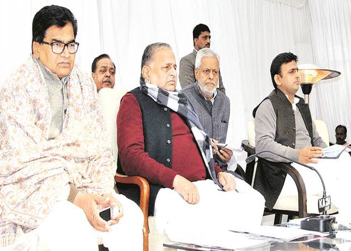 akhilesh दांव को नहीं भांप पाए 'सुल्तान', यूपी के 'सुपर पावर' बने रामगोपाल