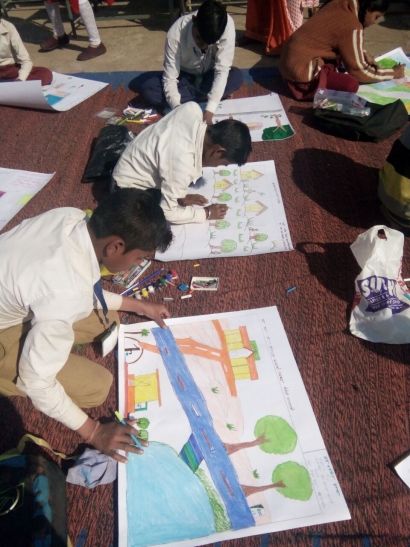chitra चित्रों में दिखी स्वच्छ शहर की तस्वीर