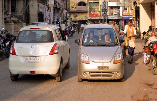 Only four wheelers on the road or walking people a सड़कों पर दौड़ेंगी सिर्फ चारपहिया या फिर पैदल वालों को भी मिलेगी जगह?