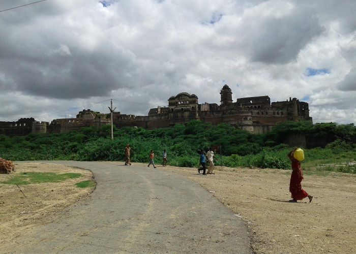 bhind district heritage धरोहरों से भरपूर है शहीदों का ये क्षेत्र, लेकिन खस्ताहाल हैं इनकी हालत