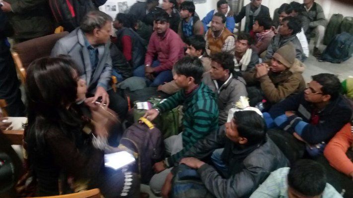 Interstate gang of Child Labour arrested by indore ट्रेन में पटना से इंदौर ला रहे थे बालश्रमिक, एसडीएम ने स्टेशन पर पकड़ा
