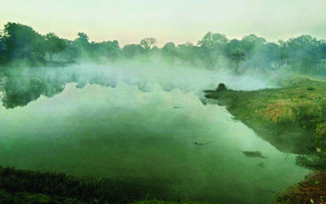 Pachmarhi पचमढ़ी ने ओढ़ी बर्फ की चादर, कंपकपी भरी ठंड के बीच शीतलहर जारी