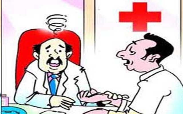Ratlam News टीम को देखा तो चप्पल-जूते पहने बिना लगाई दौड़