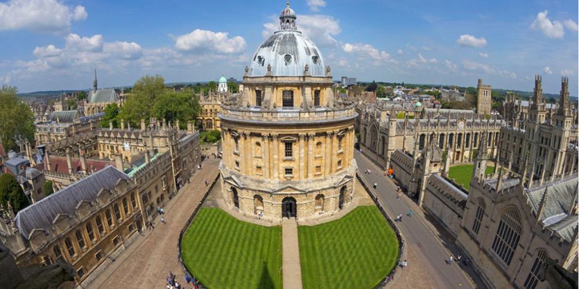 Court case against Oxford University 'बोरिंग' पढ़ाई कराने पर ऑक्सफोर्ड पर चलेगा केस