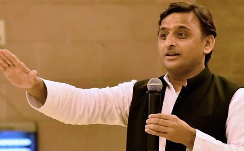 akhilesh yadav अखिलेश यादव ने निभाया अपना वादा, यहां के सभी उम्मीदवारों को पर्चा भरने से रोका!
