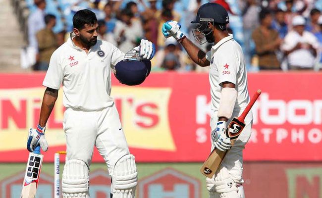 murali-pujara श्रीलंका दौरे पर चोटिल मुरली विजय का स्थान लेगा ये खिलाड़ी