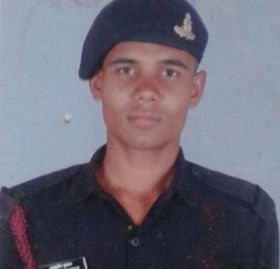 Martyr Ashutosh kumar yadav श्रीनगर आतंकी हमले में शहीद हुआ जौनपुर का लाल