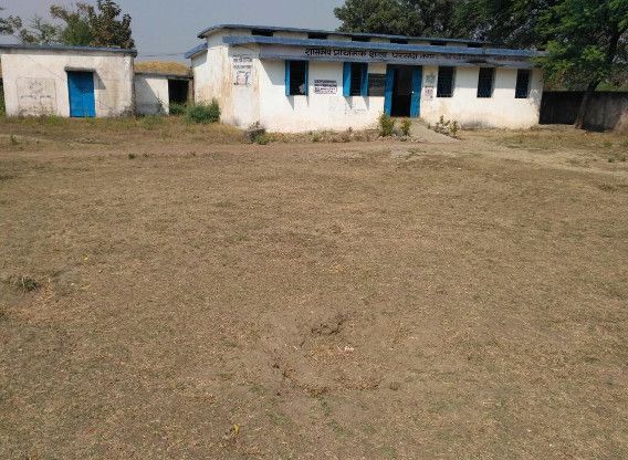 Prsada has not in the playing field परसदा मे नहीं बन पाया खेल मैदान