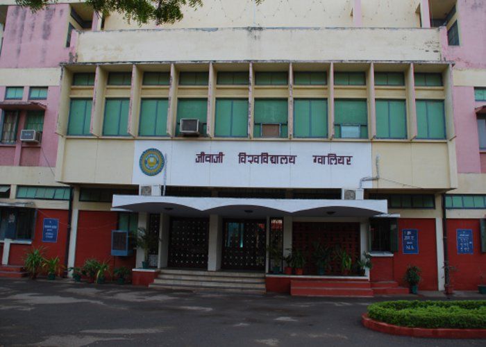 ju 12 किमी दौड़े, मिन्नतें की फिर मिला कार्ड, जानिए क्या है मामला
