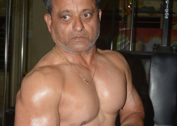 63 years old body builder of khandwa, pahalwan,mus उम्र 63 साल, बॉडी ऐसी कि युवा भी देखकर रह जाते हैं दंग