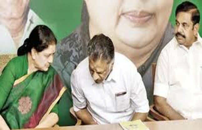 Jayalalithaa Panneerselvam लोकतंत्र का सत्तातंत्र