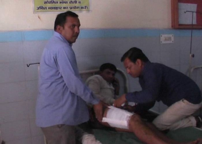Accident स्वास्थ्य विभाग की एम्बुलेंस पलटी, ड्राइवर सहित तीन चिकित्सक घायल