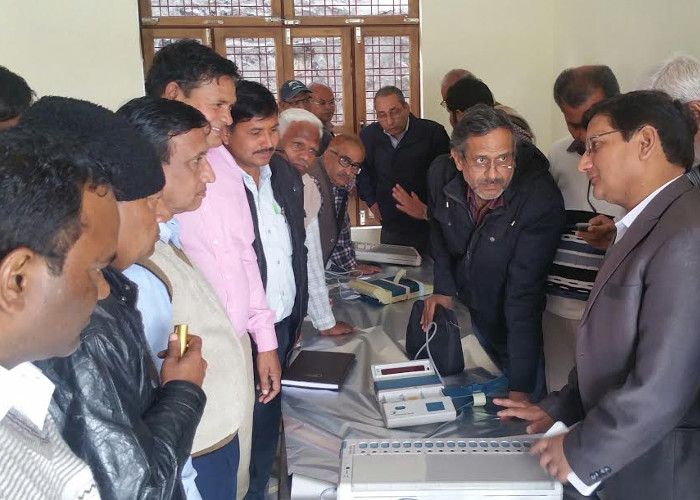 Election Monitor चुनाव आयोग रखेगा मतदान पर नजर, इस तरह की जाएगी लाइव निगरानी