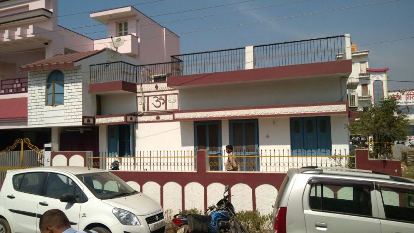 ACB raids 9 Chhattisgarh officials काली कमाई के धनकुबेर निकले ये अफसर, बंगले, लग्जरी गाडि़यां और मिला सोना-चांदी