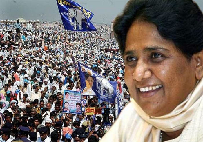 Mayawati Allahabad rally इलाहाबाद में मायावती की चुनावी सभा: मोदी से बड़ी भीड़ जुटाकर ब्राह्मण ओर पिछड़े वोटों को साधने की जुगत