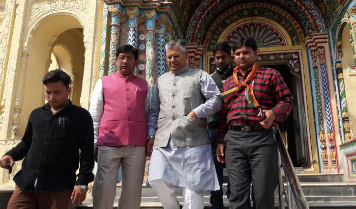 PP Chaudhari In Ayodhya बीजेपी के केंद्रीय मंत्री ने राम मंदिर और सपा कांग्रेस गठबंधन पर दिया ये बड़ा बयान