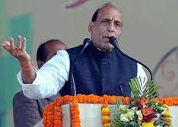 Rajnath Singh News राजनाथ सिंह की जनसभा में हुआ हादसा, घायल बच्चा अस्पताल में हुआ भर्ती