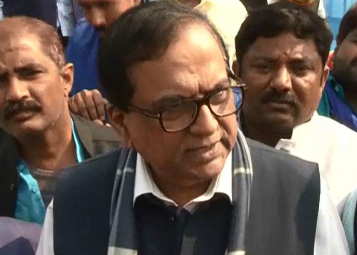 Satish in Gonda सपा सरकार में हुए पांच सौ दंगे- सतीश चंद्र मिश्र