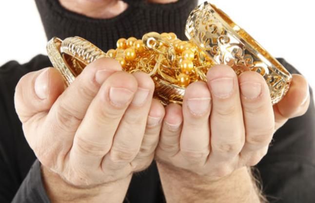 gold thief अजब-गजब: ये चोर डायमंड और रुपया नहीं सोना चुराते हैं