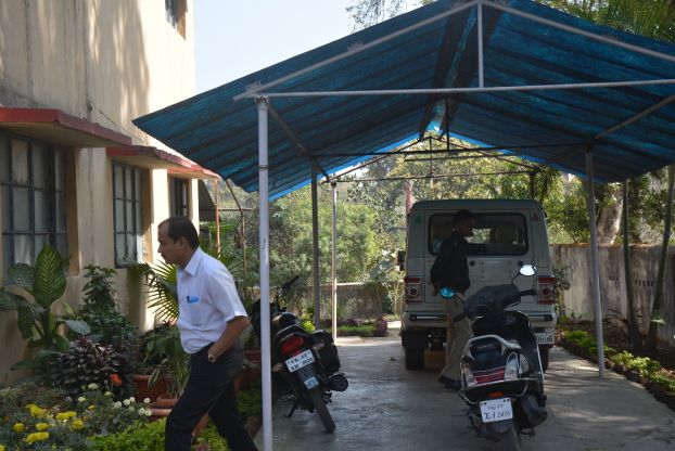 SK Chandra housing raiding in the EE PHE पीएचई के ईई एसके चंद्रा के आवास में दबिश