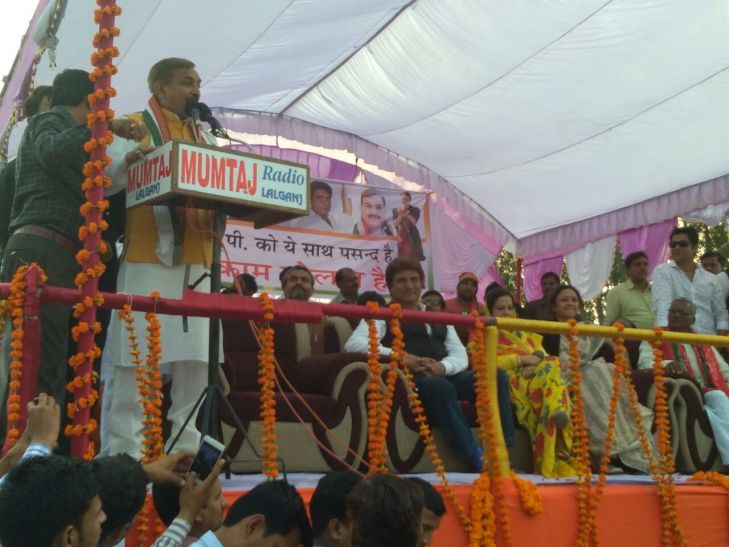 up election कांग्रेस नेता प्रमोद तिवारी ने कहा कि इस चुनाव में बीजेपी की हवा निकल गई है