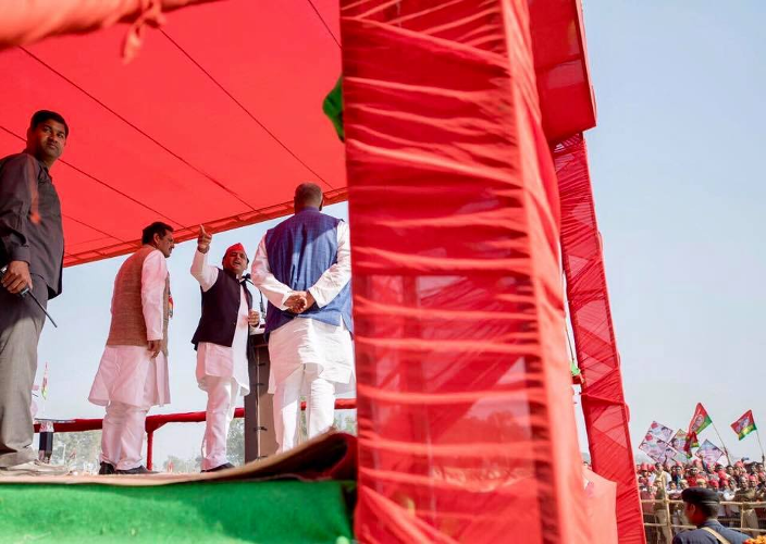 akhilesh yadav अखिलेश के काम से प्रभावित होकर सपा में शामिल हुआ यह भाजपाई
