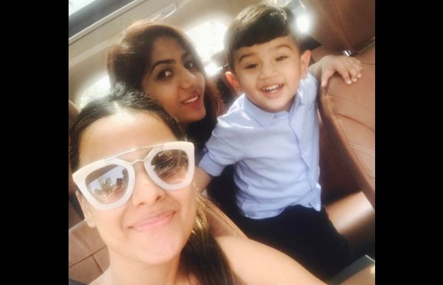Nia Sharma निया ने अपने इंस्टाग्राम अकाउंट पर शेयर किया ऐसा वीडियो, फिर हुईं ट्रोल