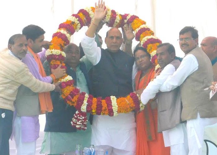 Rajnath Singh बेटे की साइकिल बाप ने पहले ही कर दी थी पंचर- राजनाथ सिंह