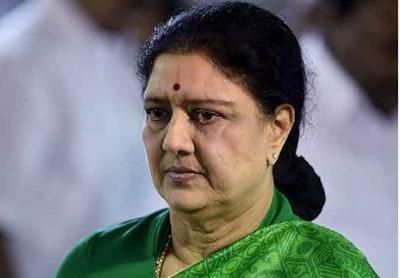 SHASHIKALA शशिकला ने अफसरों से कहा- मैं चोर नहीं; जेल में पहली रात नहीं आई नींद