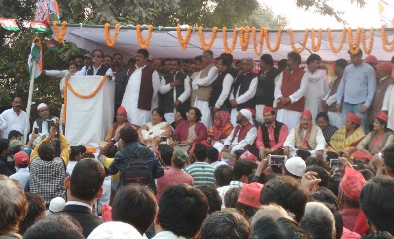 Azam Kha Breaking-आजम खा को लगने लगा डर, कही मुस्लिम न कर दे बसपा को समर्थन