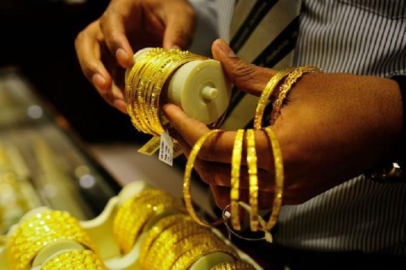 Gold चेतगंज पुलिस को मिली सफलता, 3 किलो सोना पकड़ा