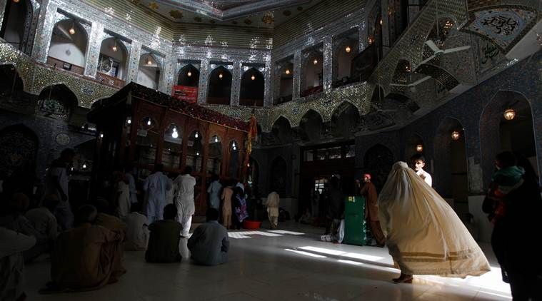 shahbaz qalandar attack 37 आतंकियों को मारने का दावा, हमले से बौखला गया है पाकिस्तान