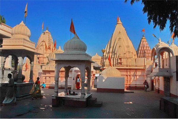 shringar darshan of mahakal today 17 february शिवरात्रि: शुक्रवार को ऐसे सजे महाकाल, एक क्लिक में करें दर्शन