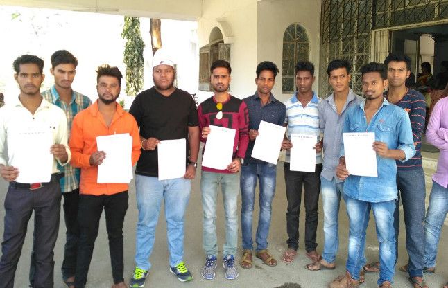Certificates without getting Training to take mone बिना ट्रेनिंग सर्टिफिकेट दिलवाने के नाम पर छात्राओं से पैसे लेने वाले प्रोफेसर की एनएसयूआई ने कर दी शिकायत