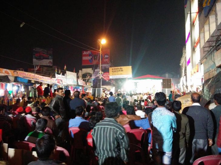 aminabad market लखनऊ मध्य विधानसभा ग्राउंड रिपोर्ट : रविदास के साथ व्यापारी, जानिये किसका पलड़ा है भारी ?