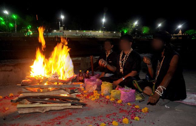 havan bali pratha इसलिए चढ़ाई जाती हैं मंदिरों में बलि, आज भी नारियल और नींबू की बलि चढ़ती है