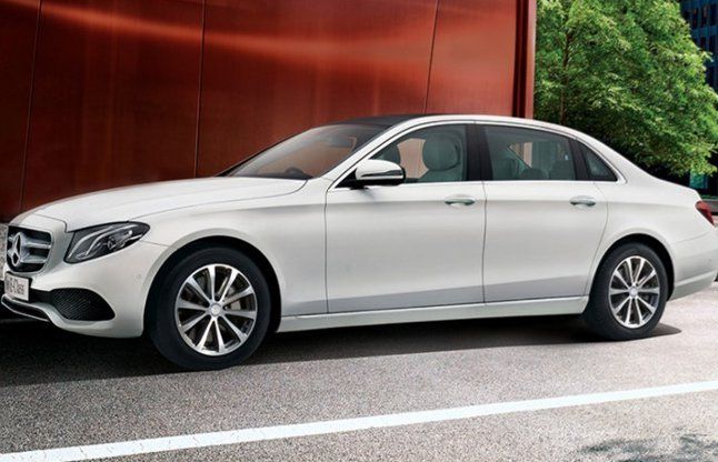 Mercedes-Benz E-Class मर्सिडीज ने भारत में लॉन्च की नई E-Class कार, ये है कीमत और फीचर्स