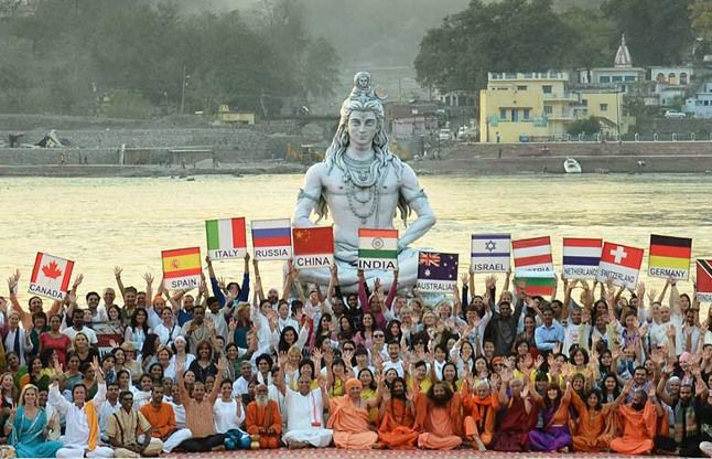 international yoga festival ऋषिकेश में एक मार्च से होगा अंतरराष्ट्रीय योग महोत्सव