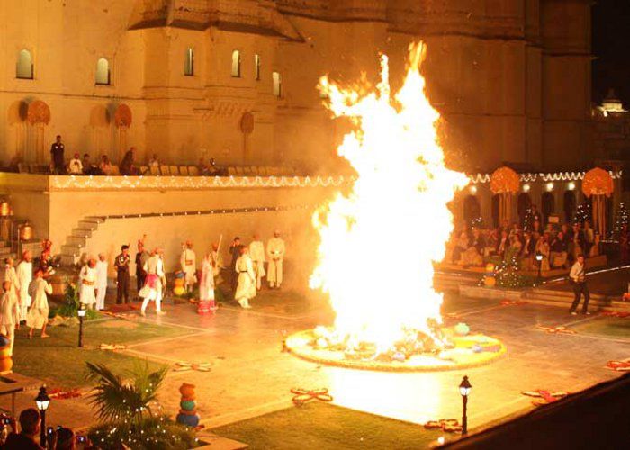 Holi 2017 किसी भी शुभ कार्य के लिए होलाष्टक को टालें, अन्यथा होंगे ये नुकसान