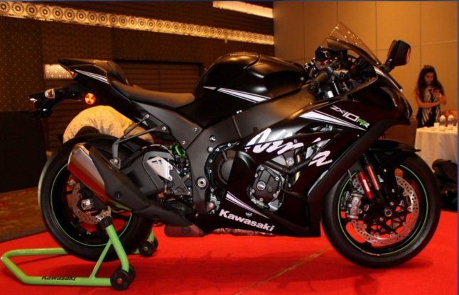 Kawasaki कावासाकी ने भारत में लॉन्च ने नई स्पोर्ट्स बाइक ZX-10RR, ये है कीमत