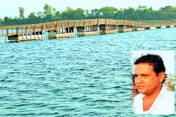 floating bridge in sehore नर्मदा नदी पर बना दिया फ्लोटिंग ब्रिज, 80 KM की दूरी हो गई 600 मीटर
